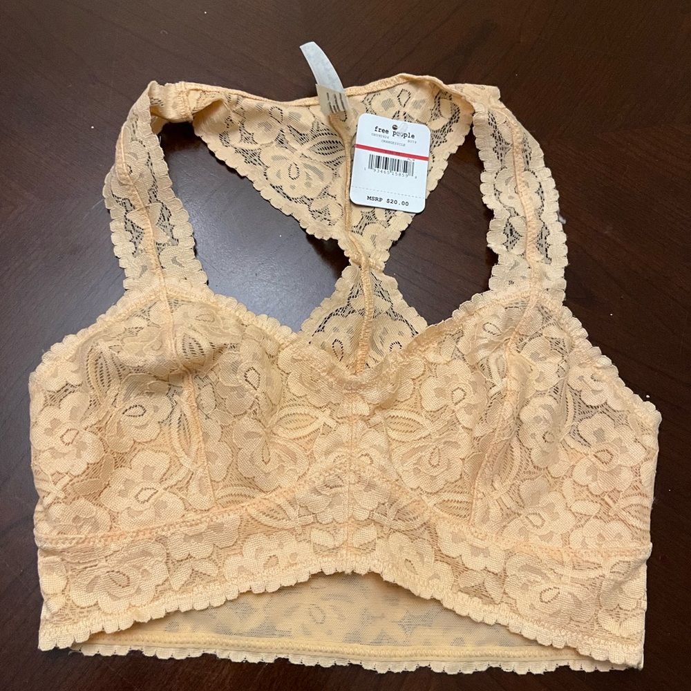XS Free People Lace Bralette in Peach ( creamsicle )